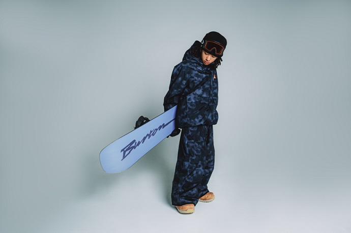 これまでの功績をたたえる、平野歩夢こだわりの特別なスノーボード