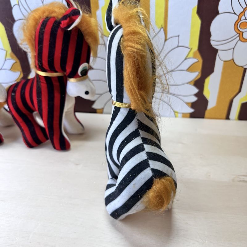 ドリームペッツ風 赤黒ストライプ horse 馬のぬいぐるみ おがくず vintage