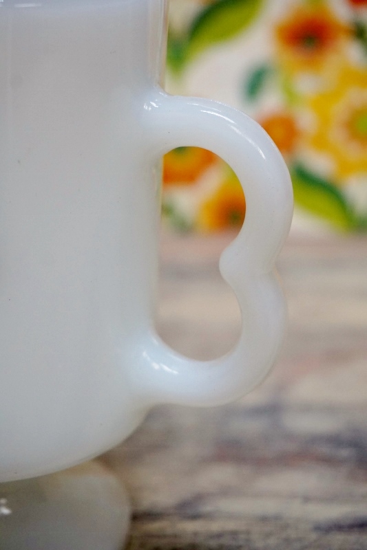 フェデラル フッテッドマグ 9オンス足付マグカップ ミルクガラス