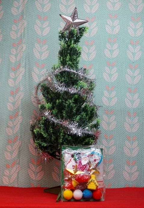昭和のプラスチックツリーセット 60cmクリスマスツリー＆オーナメント