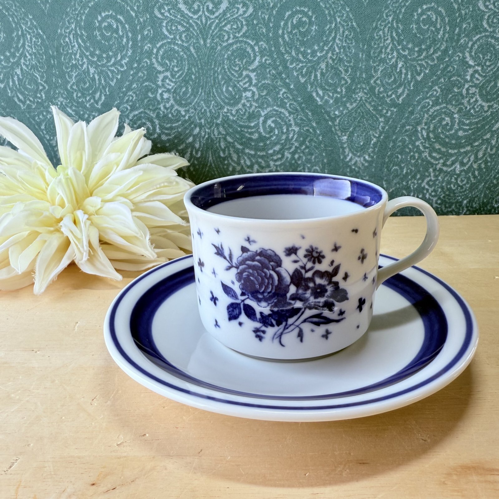 STAR ROSE ストーンウェア カップ&ソーサー ブルー 花柄