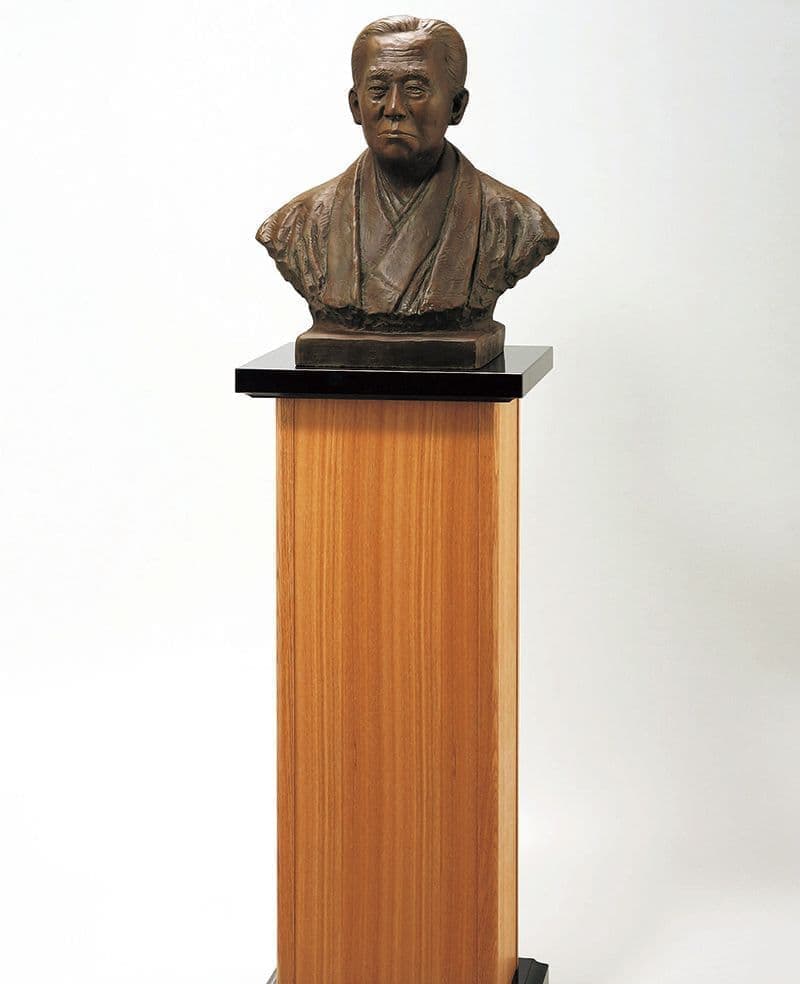 ブロンズ像・モニュメント製作例 | 株式会社松美堂 公式ホームページ