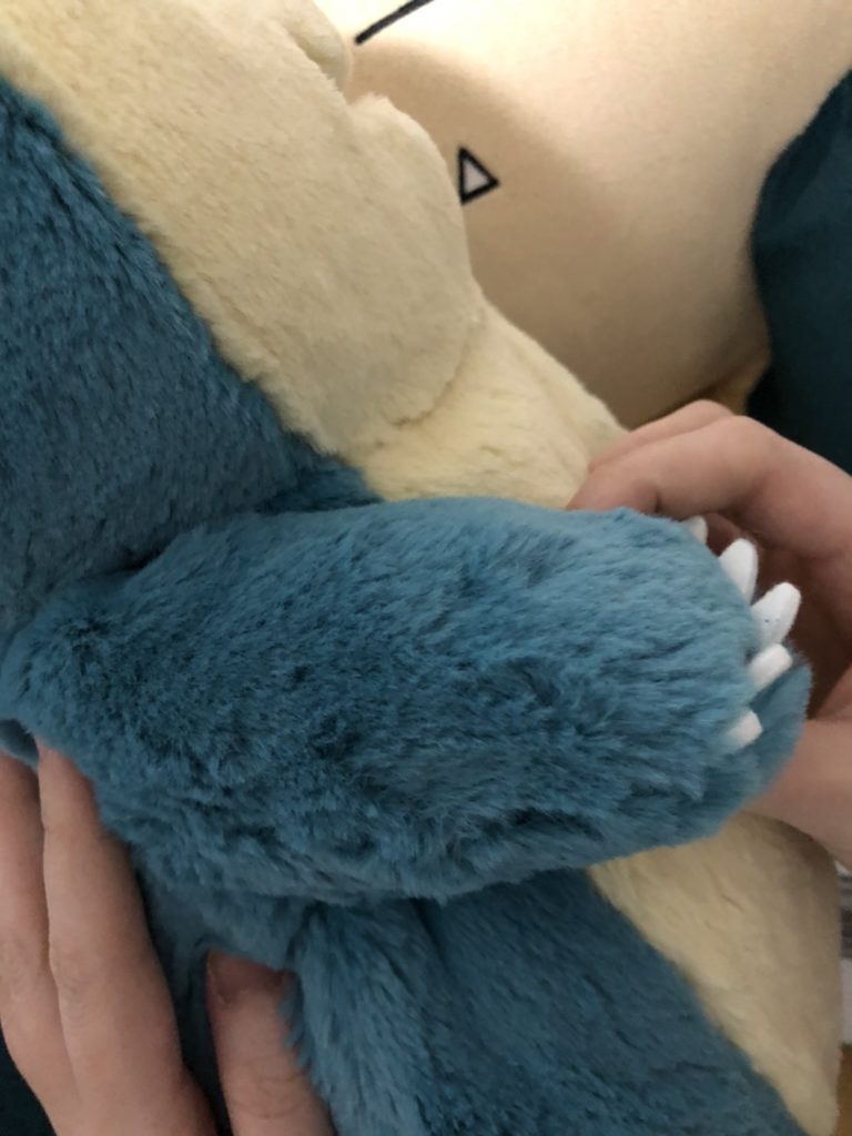 ポケモンセンター】カビゴンのふわふわ抱きぬいぐるみ購入レビュー